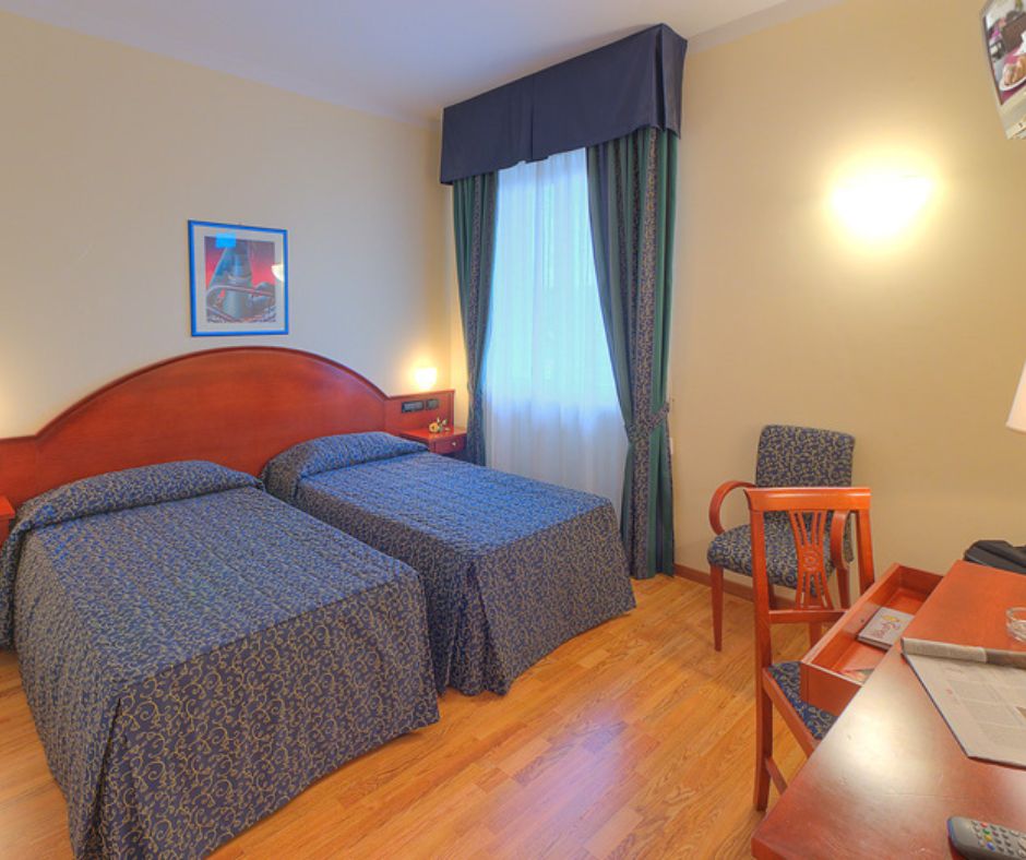 hotel recina macerata (1)